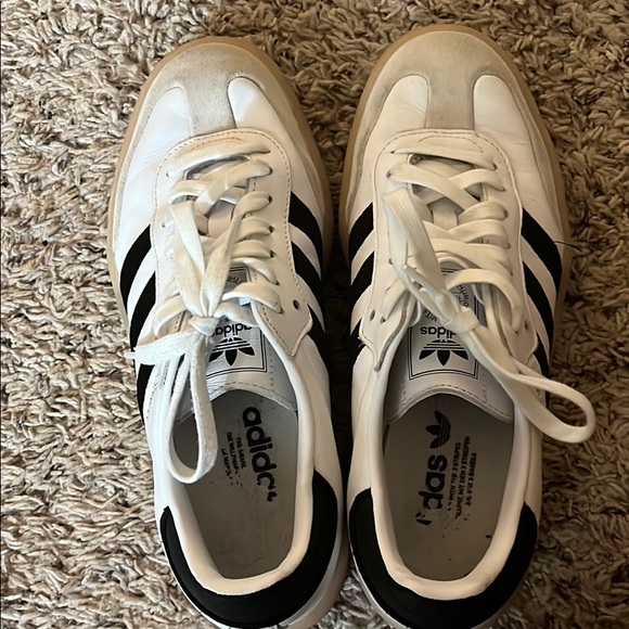 Barely worn Adidas Sambas - Picture 3 of 4